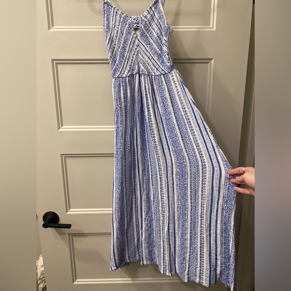 Japna~Adorable Blue & White Patterned Flowy Midi Dress W/ Smocked Top~Size XS - Picture 3 of 9